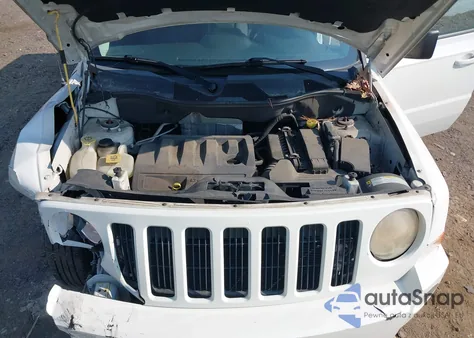 2010 Jeep Patriot Sport from USA, damaged, VIN 1J4NT2GB3AD553553